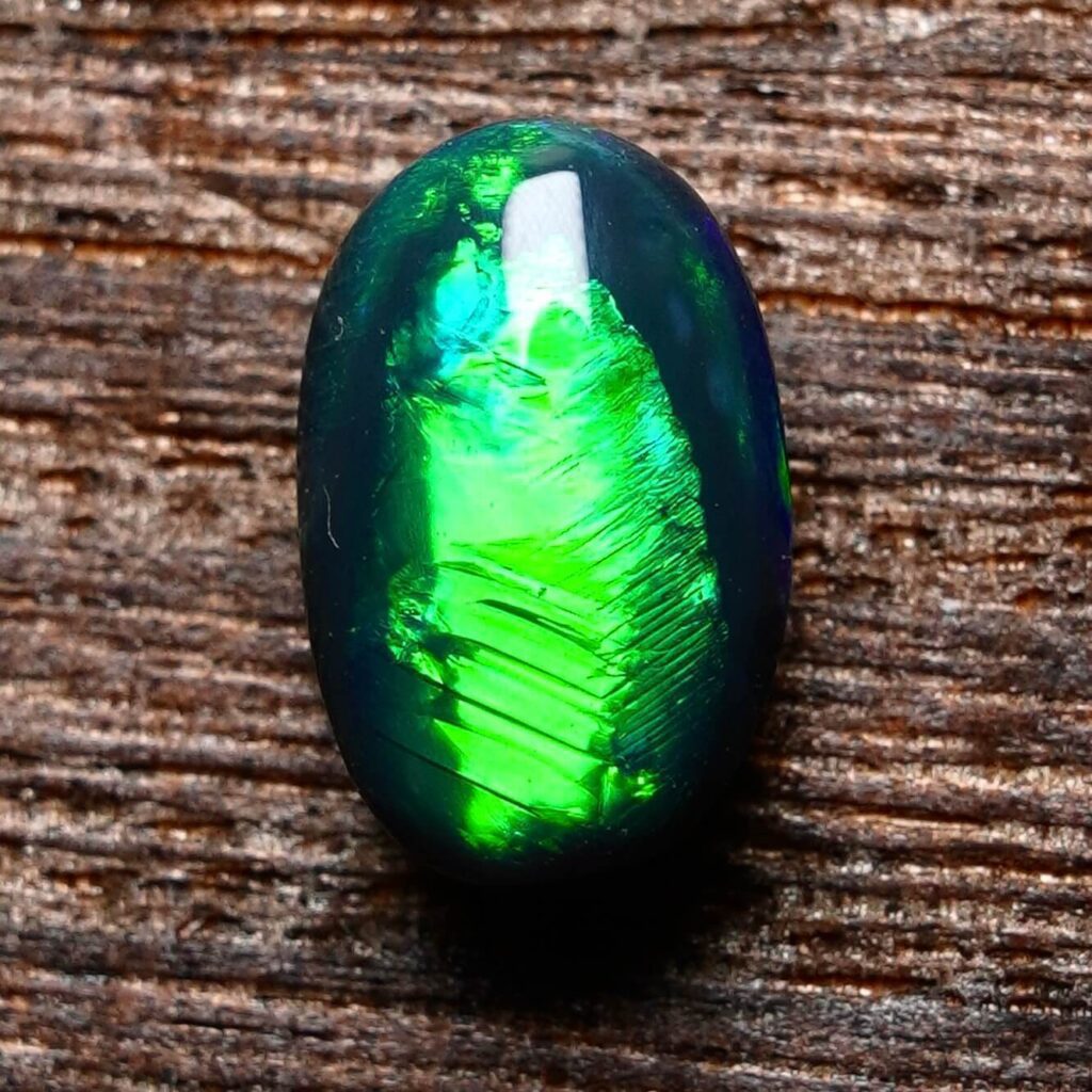3.07cts, Flash Green Australian Black Opal