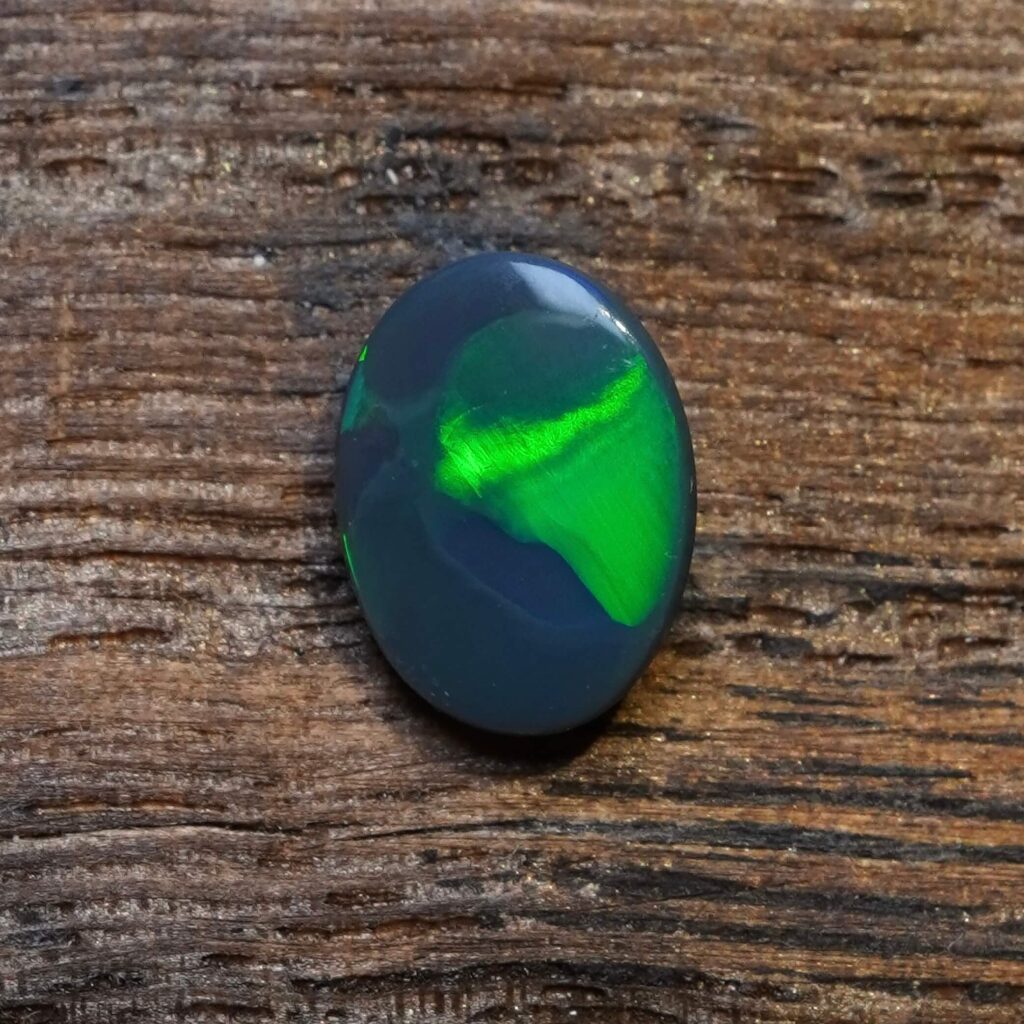 1ct, Sparkling Australian Black Opal
