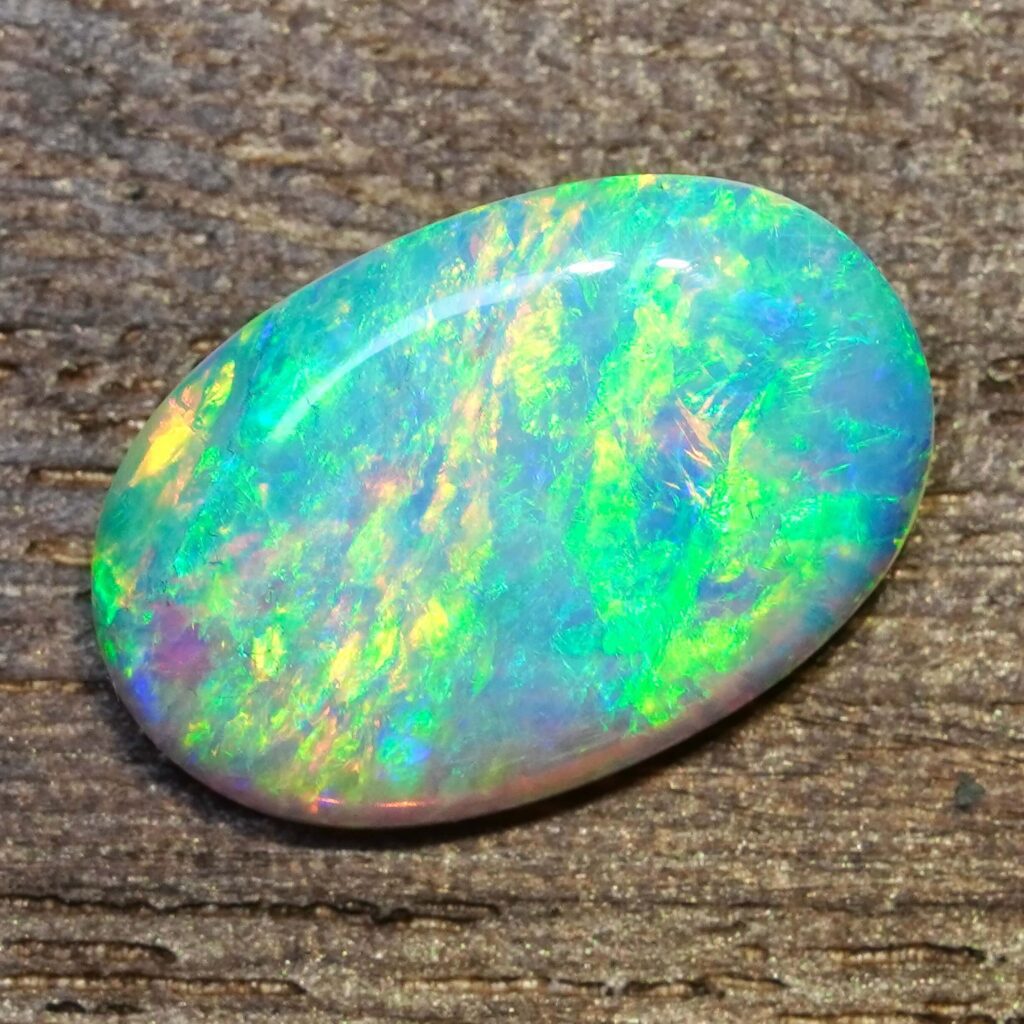 4.555cts, Stunning Full Face Color Australian Crystal Opal