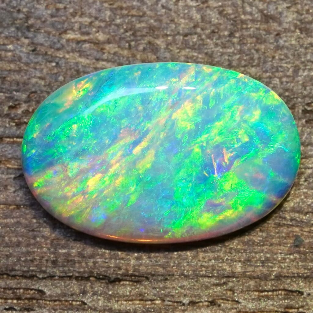 4.555cts, Stunning Full Face Color Australian Crystal Opal
