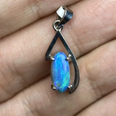Pendant 18