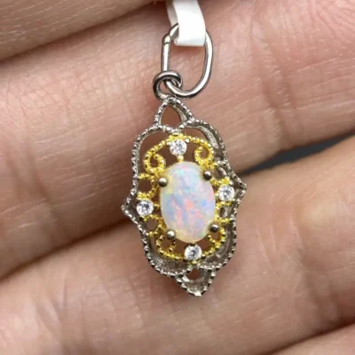 Pendant 1