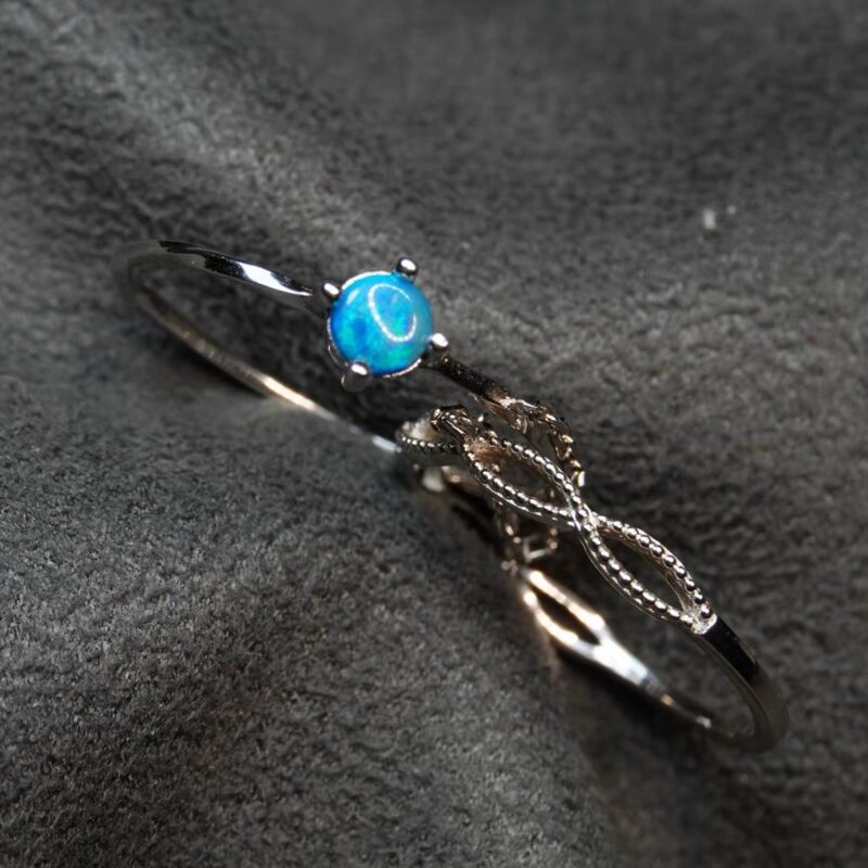 Sterling Silver Australian Crystal Opal Chain Ring